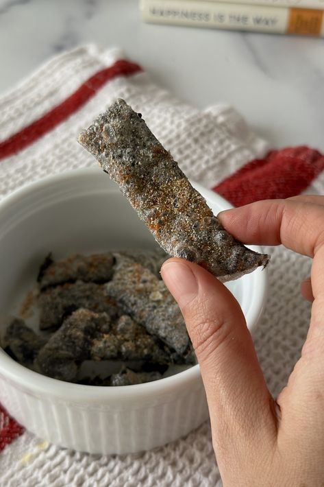 Rice Paper Nori Chips, Rice Paper Snack Recipes, Recipes With Seaweed Paper, Healthy Japanese Snacks, Paper Seaweed, Air Fryer Rice, Paleo Biscuits, Seaweed Chips, Keto Crackers