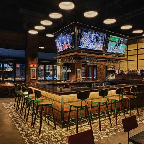 Take in the very best of baseball season at @nasonsbeerhall, located at @pendrysandiego hotel. ⁠
⁠
Wall-to-wall TVs capture every play, cold beer is on tap all day long, and America’s Number One ballpark is just blocks away. Watch the Marlins take on the Padres, July 5-7 at Petco Park. ⁠
⁠
Book your stay: https://www.pendry.com/san-diego/offers/ Sport Bar Design, Sports Pub, Craft Beer Bar, Beer Hall, Best Rooftop Bars, Bar Games, Beer Bar, Best Craft, Sports Bar