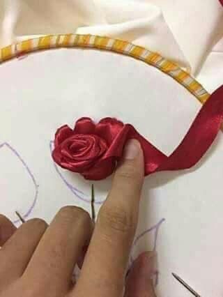 Sulam Pita, Silk Ribbon Embroidery Tutorial, Sulaman Pita, Silk Ribbon Embroidery Patterns, Ribbon Embroidery Kit, Modern Embroidery Kit, Ribbon Embroidery Tutorial, Ribbon Rose, Hand Embroidery Kit