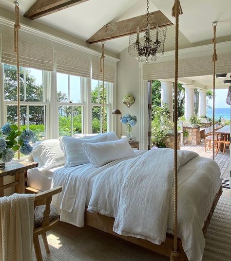 Beach House Bedroom, Dream Life House, Dream Beach Houses, Dream House Rooms, Style Deco, Dream Room Inspiration, Dream House Interior, House Room, Alam Yang Indah