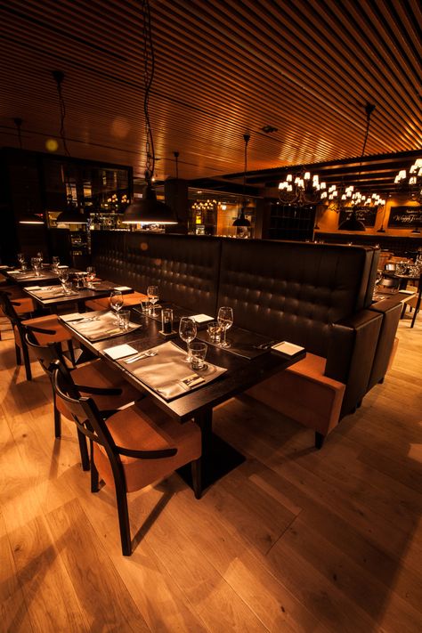 Stefan´s Steakhouse – VisionaryDesignPartners Modern Steakhouse Design, Steakhouse Aesthetic, Steak House Interior, Steak House Design, Steakhouse Interior Design, Steakhouse Decor, Steakhouse Design Interiors, Steakhouse Restaurant Design, Steakhouse Interior