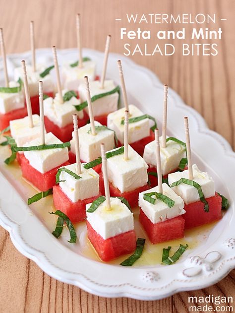 Salsa Recept, Nachos Recept, Salad Bites, Summer Appetizers Easy, Sommer Mad, Fest Mad, Mint Salad, Watermelon And Feta, Summer Appetizer