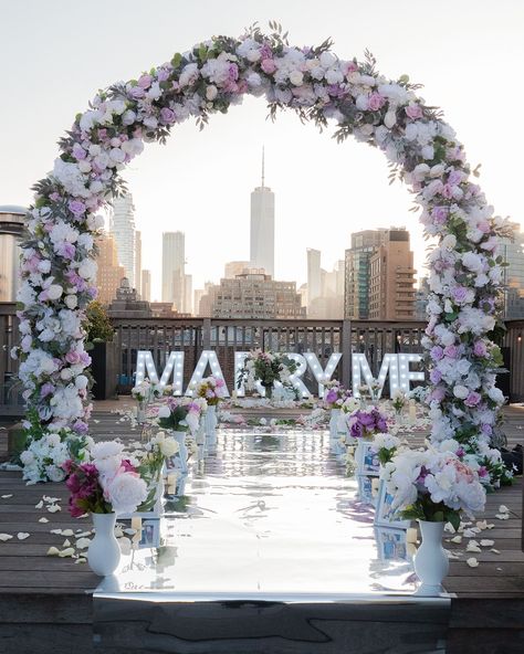 Proposal Arch, Deconstructed Arch, Proposal Decor, Rooftop Proposal, New York Rooftop, Unique Proposals, Arch Ideas, Proposal Planning, Flower Arch