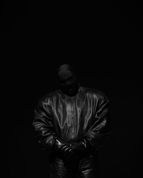 Isaiah John, Kanye West Wallpaper, Kanye West Yeezus, Best Naruto Wallpapers, Best Singers, Creative Origami, Hip Hop Lyrics, Cute Laptop Wallpaper, Rap Wallpaper