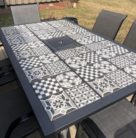 Tiled Outdoor Bench Top, Tiled Patio Table, Tile Patio Table Makeover, Patio Table Makeover, Tile Patio Table, Beach Dining Table, Outdoor Floor Tiles, Mosaic Outdoor Table, Old Tiles