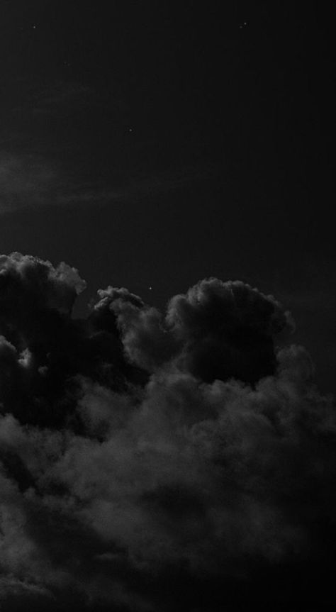 Black Clouds Aesthetic, Art Wallpaper Black, Aesthetic Art Wallpaper, Black Wallpaper Iphone Dark, Black And White Picture Wall, Wallpaper Iphone Neon, Cute Tumblr Wallpaper, Cloud Wallpaper, Dark Phone Wallpapers