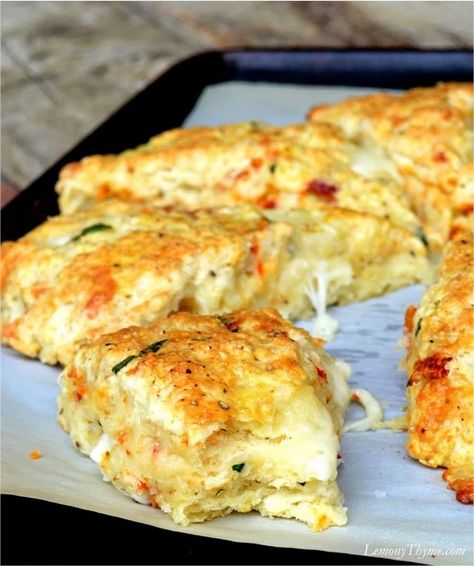 Savory Baked Goods, Scones Recipe Easy, Savory Scones, Salad Dishes, Flaky Pastry, Quick Breads, Scone Recipe, Sweet Savory, Mozzarella Cheese