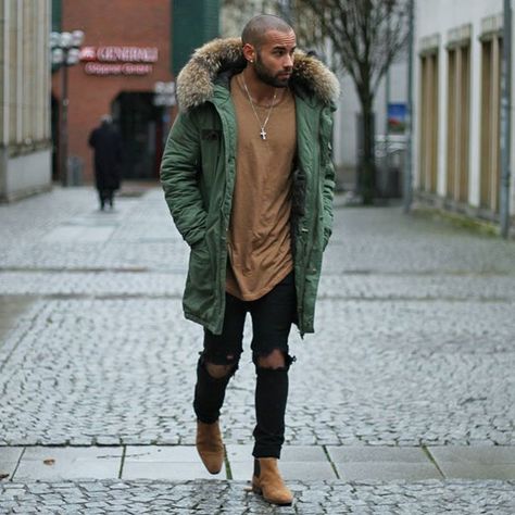 Green Parka Outfit, Outfit Ideas Male, Green Parka Jacket, Parka Outfit, Techwear Fashion, Green Parka, Winter Attire, Winter Outfits Men, Man Style