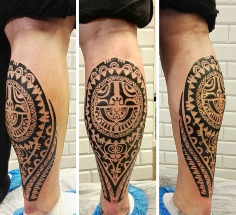 This tribal tattoo is more on tribal design than languages (compared to an earlier tribal tattoo). It shows usual features on tribal art that are beautiful and complicated. Polynesian Leg Tattoo, Stammestattoo Designs, Exotic Tattoos, Kunst Tattoos, Hawaiian Tattoo, Geometric Tattoo Design, Leg Tattoo Men, Tattoo Font, Modern Tattoos