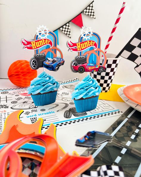 Hot wheels party theme 🏁🏎 Including; Shaker topper Cupcake toppers Activity sheets . . . . #hotwheels #fiestahotwheels #hotwheelsparty #fiestatematica #papeleriacreativa #papeleriapersonalizada Shaker Topper, Hot Wheels Party, Activity Sheets, Cupcake Toppers, Cupcake, Quick Saves