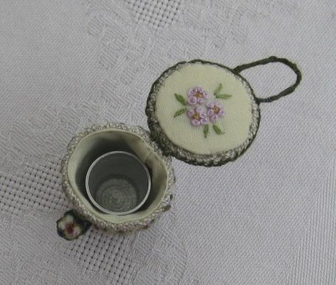 Bridesmaid Flask, Sewing Spaces, Quilter Gifts, Vintage Sewing Notions, Needlework Crafts, Redwork Embroidery, Work Boxes, Vintage Sewing Machines, Needlework Patterns