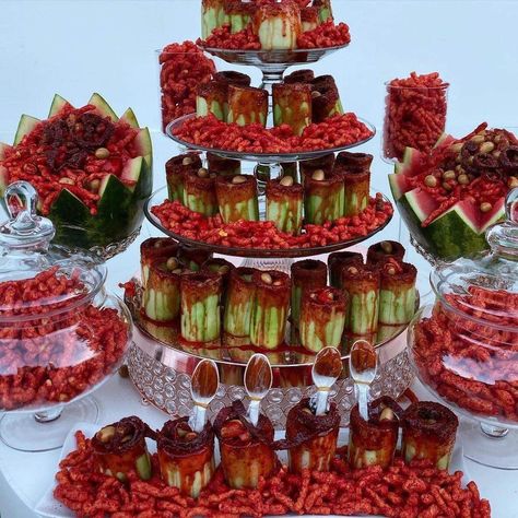 Mexican Fruit Table Ideas Wedding, Mexican Party Treats, Mexican Treats Desserts, Mexican Dessert Table, Party Snack Table, Fruit Tables, Fruit Table, Mexican Treats, Mexican Snacks