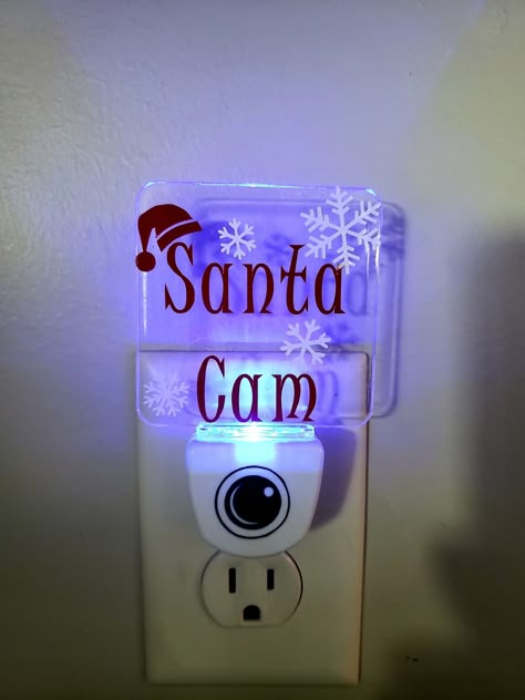 Vinyl Creations, Cricket Projects To Sell, Christmas Projects To Sell, Cricut Crafts Christmas, Christmas Light Circuit Projects, Dollar Tree Night Light Ideas, Night Light Ideas, Christmas Diy Crafts To Sell, Christmas Crafts Cricut