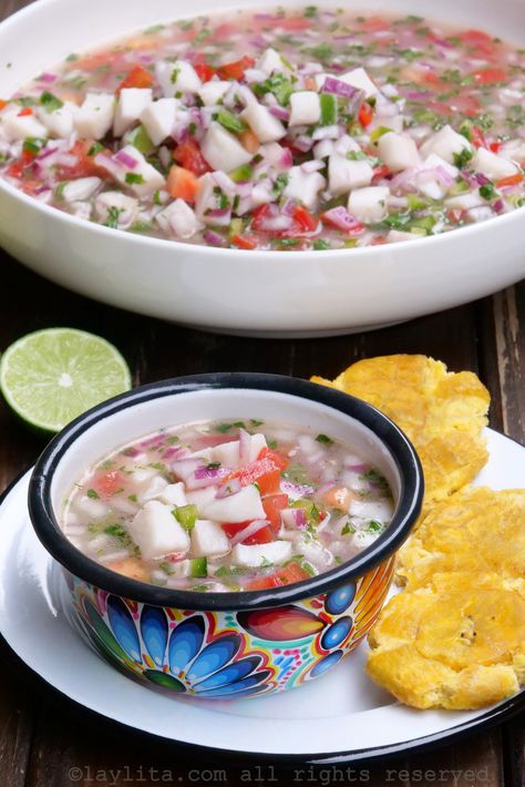 Ceviche de pescado ecuatoriano - Recetas de Laylita Ecuadorian Ceviche Recipe, Seviche Recipes, Ecuadorian Ceviche, Fish Ceviche Recipe, Ceviche Recipe Fish, Ceviche Fish, Ceviche Recipes, Costillas Bbq, Fish Ceviche