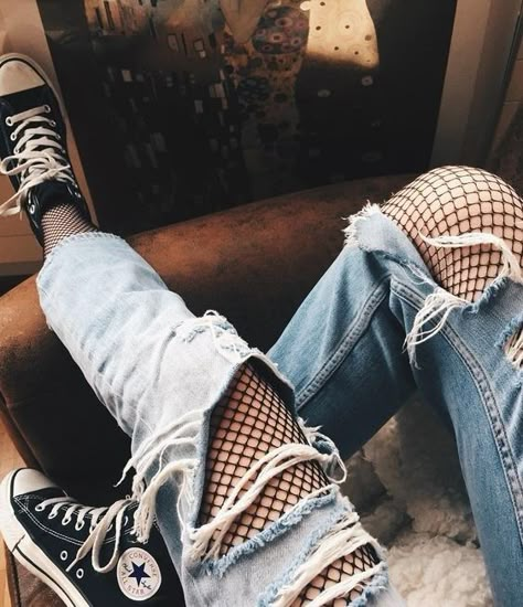 Alternative Instagram, Tumblr Vibes, 2014 Tumblr, Look Grunge, Basket Sport, Diy Kostüm, Style Gothic, Women Fashion Edgy, Grunge Look