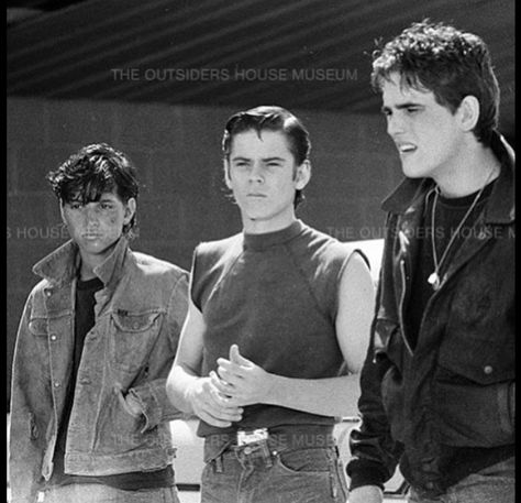 The Outsiders Johnny, The Best Trio, The Outsiders Ponyboy, The Outsiders Imagines, The Outsiders Cast, Outsiders Movie, 80s Actors, The Outsiders Greasers, Dallas Winston