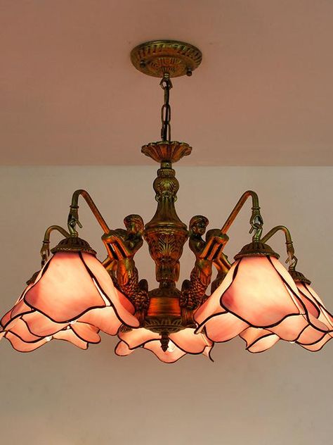 Tiffany style lamp