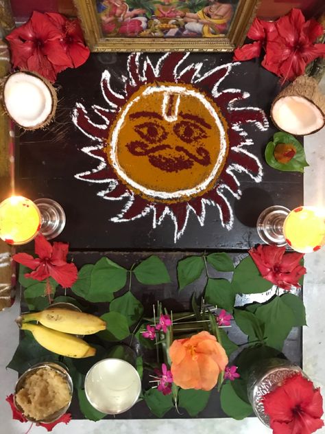 Sri Rama, Lord Balaji, Jai Hanuman, Rangoli Designs Images, Krishna Love, Gods And Goddesses, Rangoli Designs, Flower Designs, Krishna