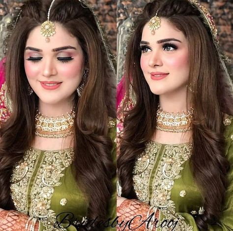 Pakistani Hairstyle On Gharara, Hairstyle For Mehndi Bride, Gharara Hairstyles, Hairstyles On Gharara, Hairstyle On Gharara, Dholki Hairstyles, Hairstyles For Gharara Dress, Pakistani Bride Hairstyle, Designer Hairstyle