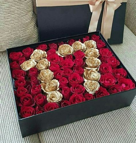 17 Doğum Günü, 17th Birthday Ideas, 17th Birthday Gifts, Gubahan Bunga, Romantic Surprise, Flower Box Gift, Valentines Flowers, Chocolate Bouquet, 17th Birthday