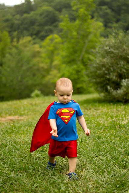 Infant Superman Costume, Superman Diy Costume, Diy Superhero Costume, Costumes Design, Toddler Boy Costumes, Toddler Boy Halloween Costumes, Superman Costume, Halloween Costume Design