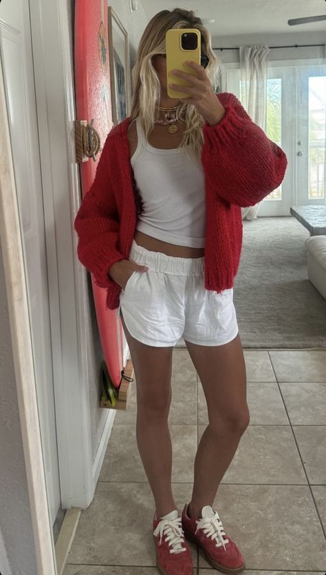 Sweater And Shorts Outfit, Shorts Outfit, Sweater And Shorts, Cute Shoes, Short Outfits, Pins, Clothes