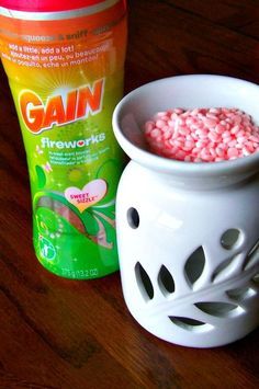 {TIP} Add Gain Fireworks in Wax Burner! Makes Your Whole House Smell Like Fresh Laundry! Wax Warmer Diy, Make Your Home Smell Good, Home Smell Good, Downy Unstoppables, Gain Fireworks, Wax Melts Recipes, Diy Wax Melts, Laundry Scent Boosters, Laundry Scents