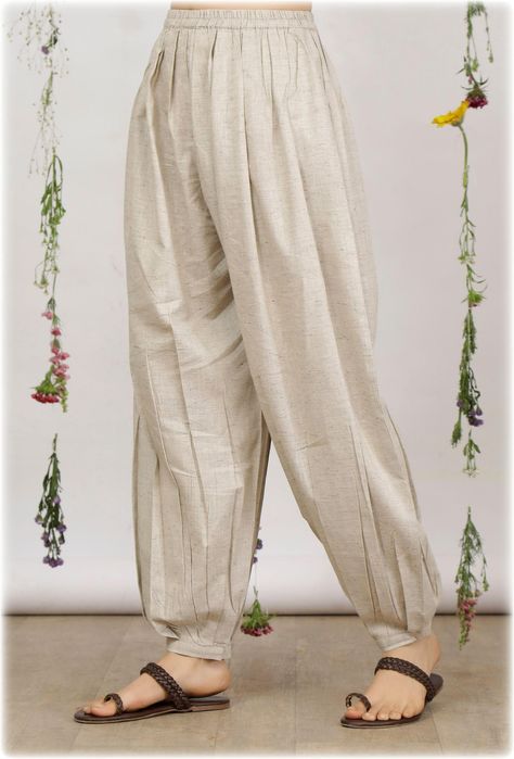 Cotton Pant Design, Trouser Pants Pattern For Women Indian, Different Pants Styles For Women, Trouser Pants Pattern Trouser Pants Pattern For Women, Harem Salwar, Cotton Pants Women Casual, Pant Patterns For Women, Pants Ideas For Women, Pakistani Salwar Designs