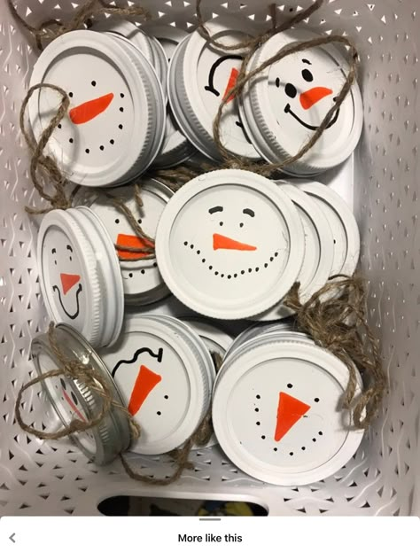 Mason Lids Crafts, Mason Jar Lid Ornaments, Jar Lid Ornaments, Lid Ornaments, Mason Jar Lids Crafts, Lid Crafts, Jar Lid Crafts, Mason Jar Lids Ornaments, Mason Jar Christmas Crafts