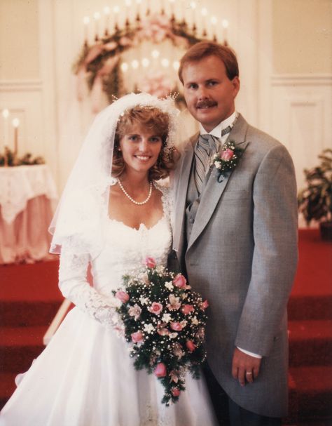 1980s Wedding Photos, 1980s Wedding, 80s Wedding, Gowns Vintage, Vintage Brides, Vintage Wedding Photos, Vintage Weddings, Wedding Dresses Photos, Wedding Gowns Vintage