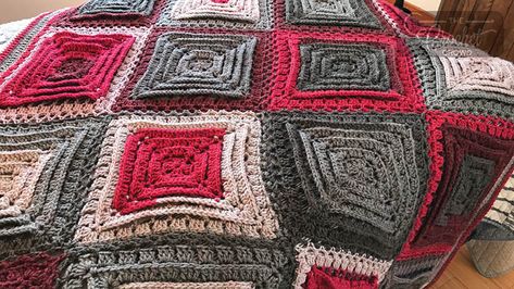 Crochet Hypnotic Tiles Afghan + Tutorial Motivi Afgani, Crochet Blanket Pattern Free, The Crochet Crowd, Caron Cakes, Red Blanket, Crochet Crowd, Crochet Blanket Pattern, Crochet Quilt, Manta Crochet