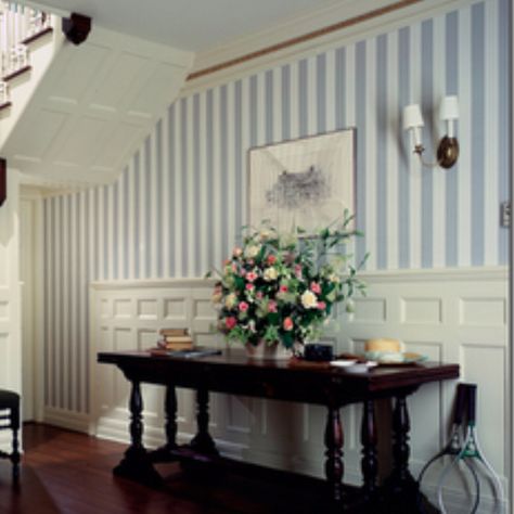 Stripped Wallpaper Bedroom, Stripped Wallpaper Wall, Striped Wallpaper Hallway, Striped Entryway, Blue Striped Walls, Playroom Garage, Corridor Ideas, Interior Design Vision Board, Traditional Entry