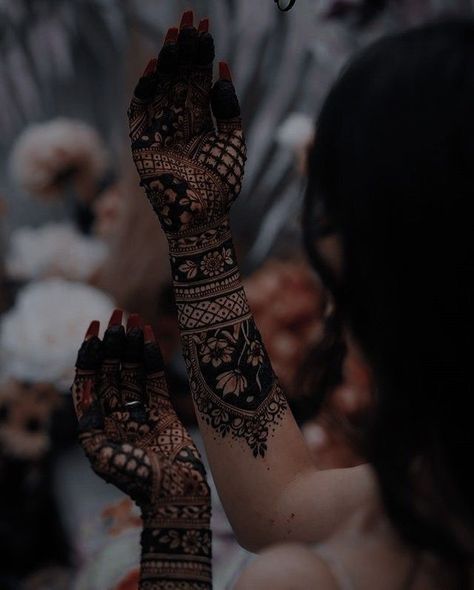 Indian Henna Aesthetic, Shirtless Actors, Royalty Aesthetic, Royal Aesthetic, Mehndi Art Designs, Mehndi Designs For Fingers, Mehendi Design, Desi Wedding, Mehndi Art