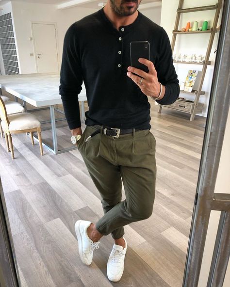 Mens Clothing Trends, Mens Smart Casual Outfits, Mens Business Casual Outfits, Smart Casual Men, Mens Casual Outfits Summer, Casual Chinos, Jordan Outfits, Mens Casual Dress Outfits, Men's Casual Style