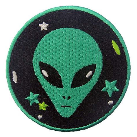 Alien Patch, Sew On Badges, Green Alien, Patches Fashion, Cool Patches, Can Diy, Hat Patches, Flag Patches, Clothing Patches