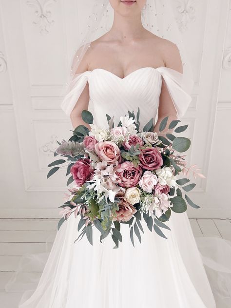 Wedding Bouquets Bride Budget-bride.shop, Dusty Rose Wedding Bouquet Greenery, Wedding Bouquets Bride Mauve, Wedding Bouquets Mauve Dusty Rose, White Pink Green Wedding Flowers, Dusty Rose And Sage Green Wedding Bouquet, Dusty Pink Bride Bouquet, Wedding Bouquet Mauve, Cinnamon Rose Bridal Bouquet