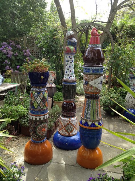 Just finished mosaic columns for my Daylesford garden. They are made from glazed and terracotta pots assembled together to form a column. Once they are in their final position I'll post some more pictures. Mosaic Columns, Mosaic Planters, Garden Totem, Mosaic Pots, Mosaic Flower Pots, Garden Totems, Mosaic Garden Art, Totem Poles, Garden Whimsy