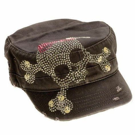 Y2k Hats, Rhinestone Skull, Mode Rock, Estilo Grunge, 2000s Fashion Outfits, Swaggy Outfits, 2000s Fashion, Gyaru, Dream Clothes