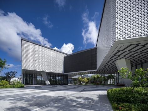 Yazhou Bay Science & Technology City Industry Promotion Center / Gensler | ArchDaily Research Center Architecture, Technology City, Island Architecture, Facade Panel, Research Center, Natural Ventilation, Indigenous Culture, Sanya, Building Structure