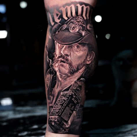 Lemmy Kilmister portrait tattoo by ekremselim23 Motorhead Tattoo, Lemmy Motorhead, Lemmy Kilmister, Scary Tattoos, Geniale Tattoos, Tattoo Tattoo, Tattoos Ideas, Skull Tattoo, Portrait Tattoo