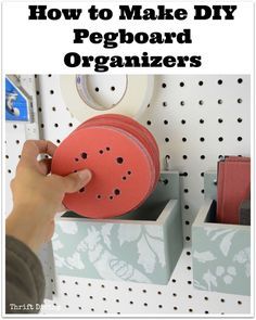 How to Make DIY Pegboard Organizers - Thrift Diving Pegboard Art Supplies, Cosplay Organization, Pegboard Art, Modern Pegboard, Ideas For Craft Room, Room Pegboard, Pegboard Baskets, Diy Pegboard, Organized Laundry