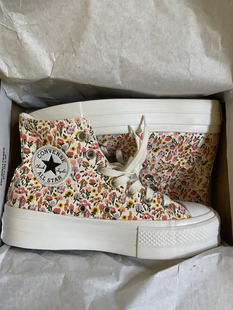 Luxury High Heels, Floral Converse, Cute Converse Shoes, Heels Design, Sandals Design, Slippers Heels, Cute Converse, Heels Collection, Trendy Shoes Sneakers