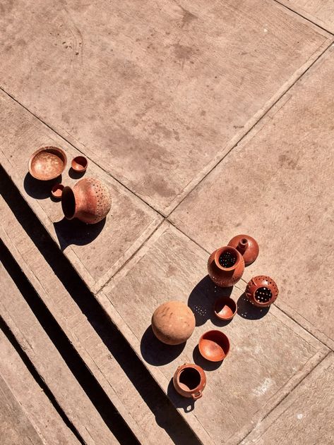 Shopping in Oaxaca City: Where to Find Ceramics, Mezcal, Huipils, and More - Condé Nast Traveler Mexico Market, Oaxaca City Mexico, Oaxaca City, Female Led, Mexico Style, Mexican Folk Art, Outdoor Art, Local Artisans, Wedding Humor