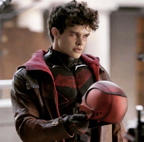 Jason Todd Live Action, Curran Walters Red Hood, Red Hood Titans, Jason Todd Titans, Titans Cast, Jason Todd Red Hood, Curran Walters, Hey Baby Girl, Titans Dc