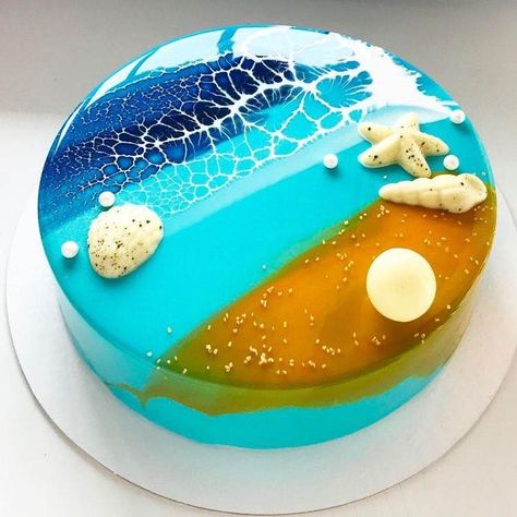 Entremet Cake, Mirror Glaze Cake Recipes, Sparkle Cake, Glaze Cake, Ocean Cakes, Mirror Glaze Cake, Mirror Cake, Beach Cakes, Dessert Decoration