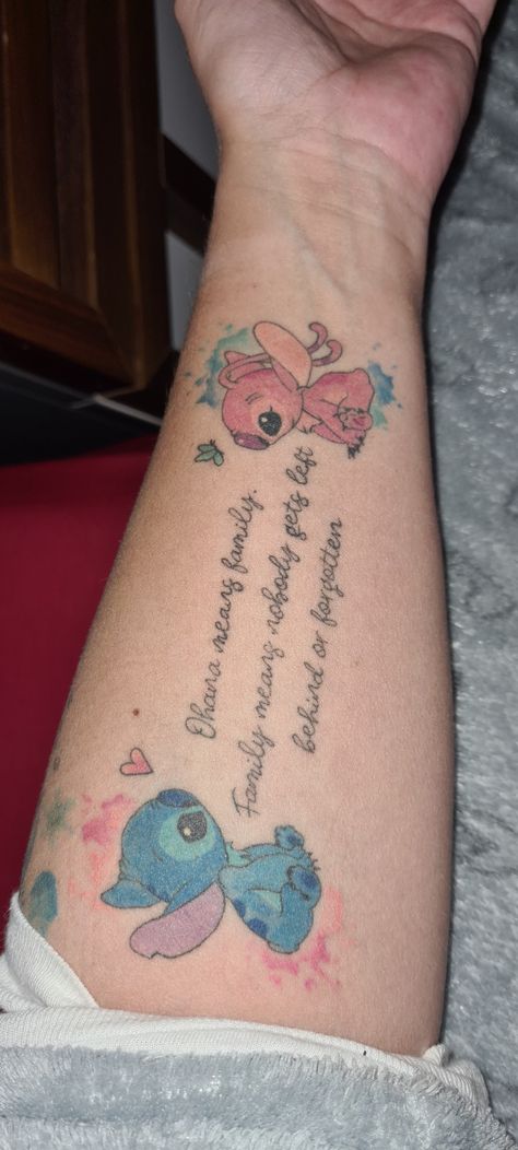 Stitch Disney Tattoo Ohana, Angel From Lilo And Stitch Tattoo, Ohana Means Family Tattoo Ideas, Stitch Family Tattoo, Stitch Disney Tattoo Small, Stitch Tattoo Ideas Ohana, Stitch Tattoo Ideas Small Simple, Stitch Angel Tattoo, Stitch And Angel Tattoo Couple