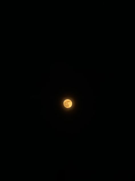 #aesthetic #moon #night #stars #sky #yellow #black #summer #summervibes #photography Yellow Moon Aesthetic, Full Moon Snap, Full Moon Photography, Aesthetic Moon, Night Stars, Yellow Moon, Moon Pictures, Moon Photography, Moon Night