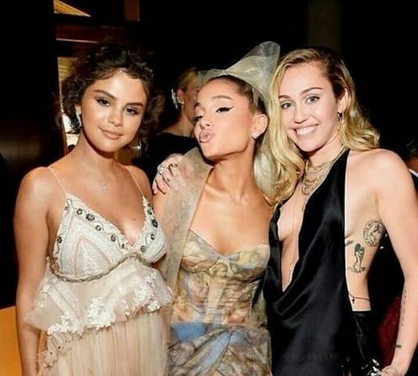 Selena Gomez / Ariana Grande / Miley Cyrus Celebrity Faceclaims, Celebrity Woman, Ariana Grande Fans, Selena G, Ariana G, Marie Gomez, Miley Cyrus, Selena Gomez, Celebrities Female