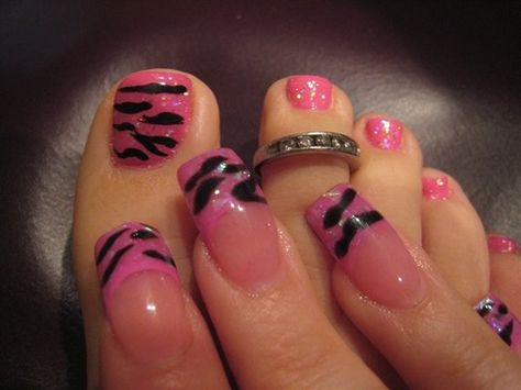 634 Tiger Nail Art, Print Nail Art, Tiger Nails, Pink Tiger, Toe Nail Color, Pretty Toe Nails, Spring Nail Trends, Summer Toe Nails, Tiger Tiger