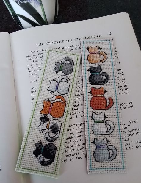 Cat Bookmark Cross Stitch, Stitch Bookmark, Creative Bookmarks, Gift For Cat Lover, Cross Stitch Bookmarks, Reading Gifts, Book Marks, Book Gift, Stitch Art